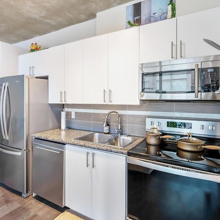 Spacious Corner Apartment Downtown Τορόντο Εξωτερικό φωτογραφία